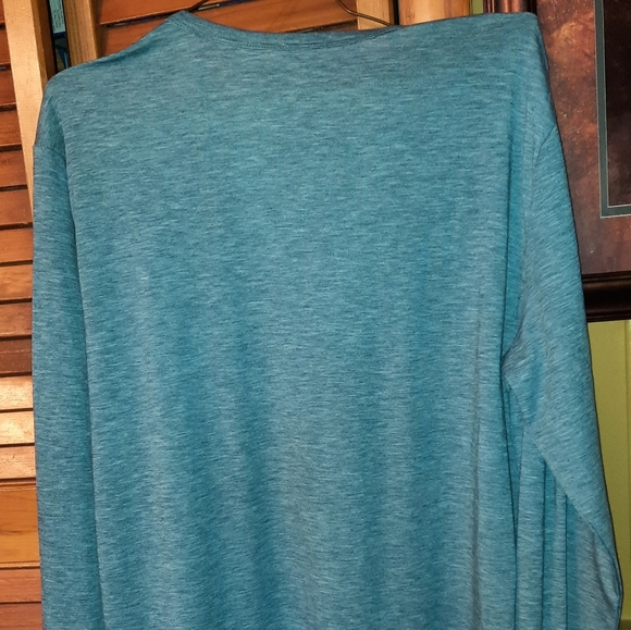 Nwt Heatkeep Top Size L - Picture 2 of 3
